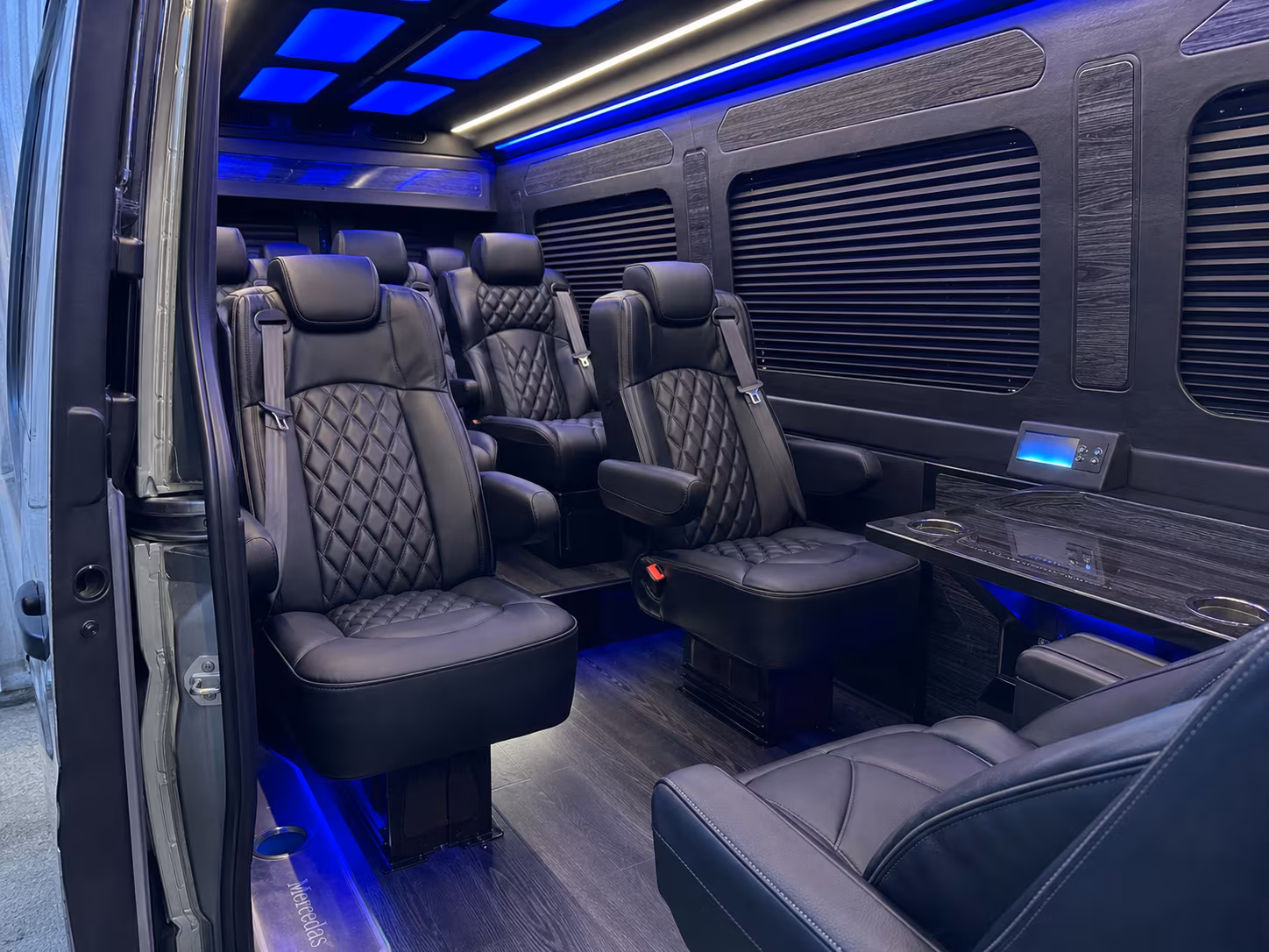 santa monica airport transportation onboard seating