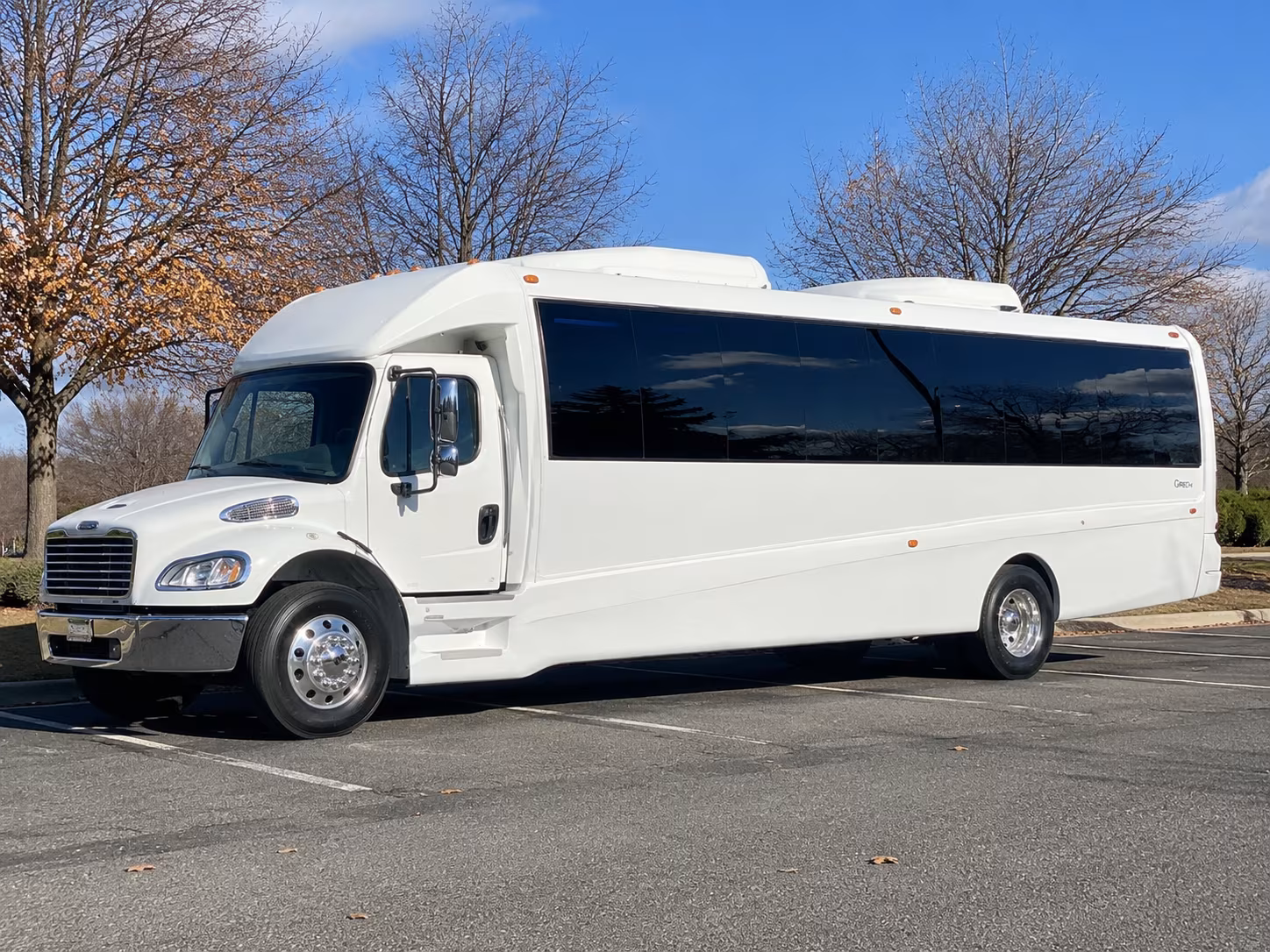 santa monica new years eve party bus rental
