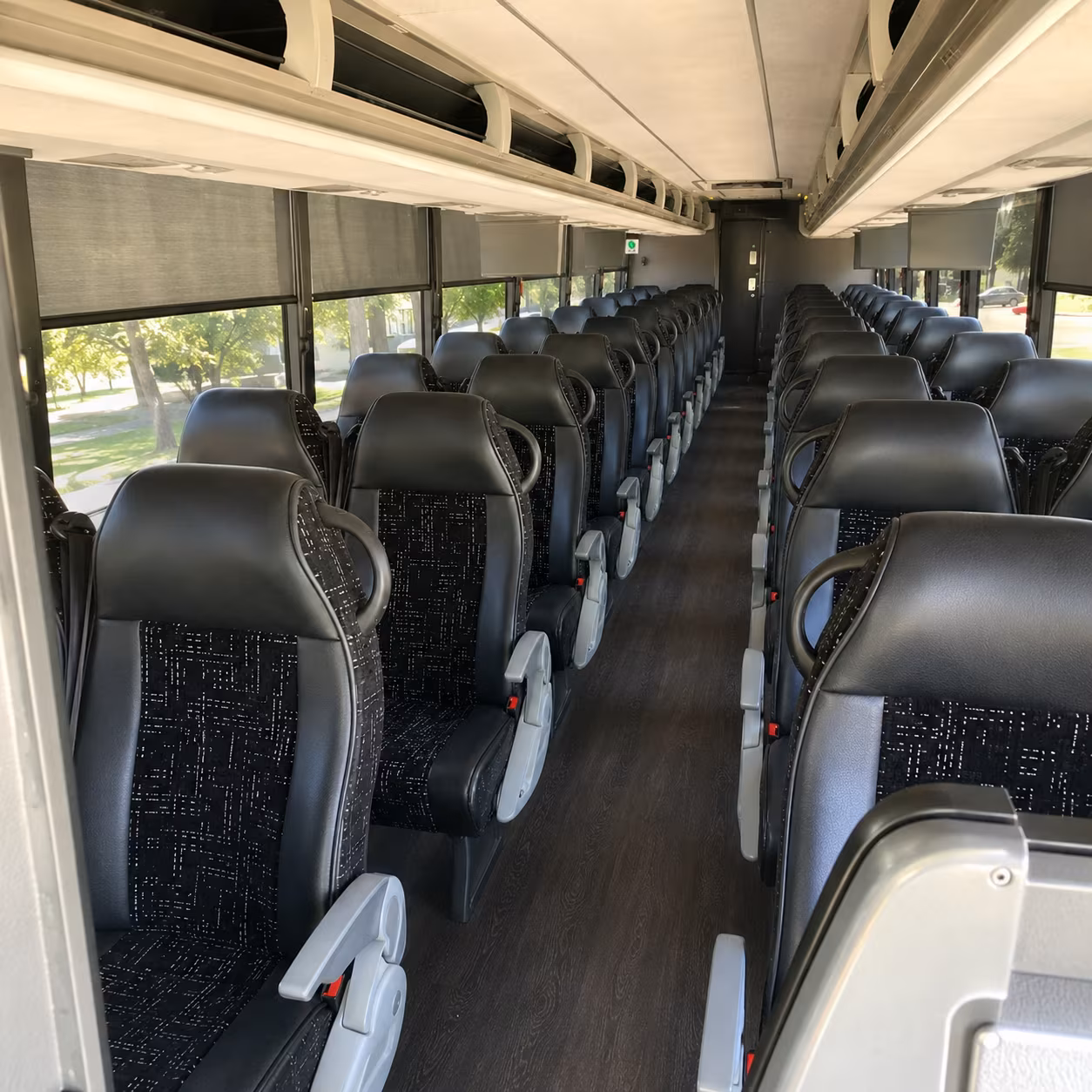 santa monica universal studios hollywood charter bus rental